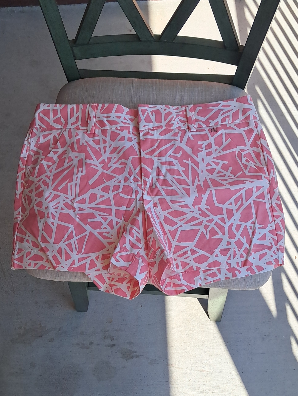 Calvin Klein Pink and White Geometric Print Women’s Shorts SIZE 10